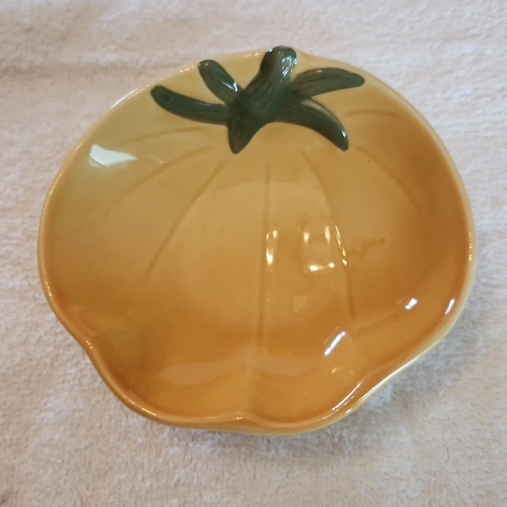 Williams-Sonoma Heirloom Tomato bowls